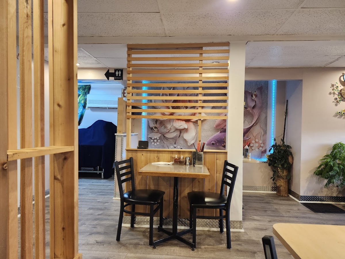 Bangkok Noodle Soup & Grill Photos 2